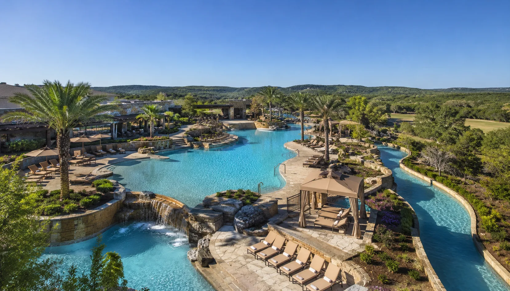Resort pool for group trips in San Antonio